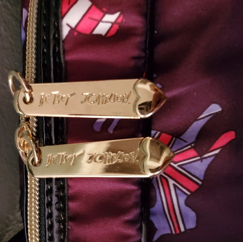 Betsy Johnson Cosmetics Case - Picture 4 of 11